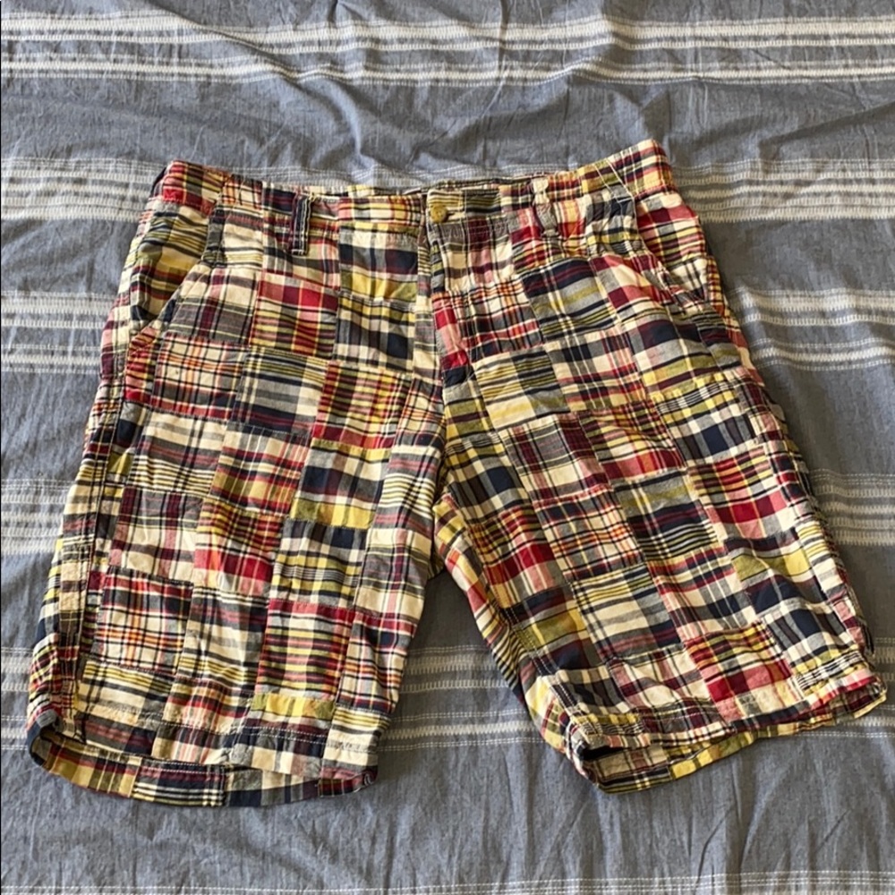 Old Navy Plaid Shorts LOOSE SIZE 36 | USED